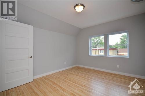 1179 Shillington Avenue, Ottawa, ON - Indoor Photo Showing Other Room