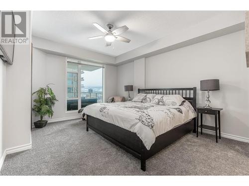 1128 Sunset Drive Unit# 1202, Kelowna, BC - Indoor Photo Showing Bedroom