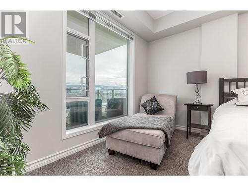 1128 Sunset Drive Unit# 1202, Kelowna, BC - Indoor Photo Showing Bedroom