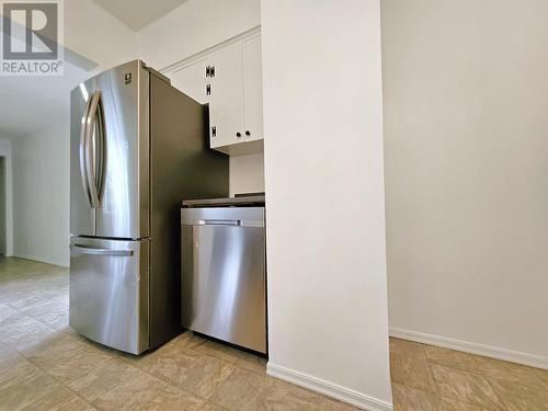 716 Alward Street, Prince George, BC - Indoor Photo Showing Kitchen