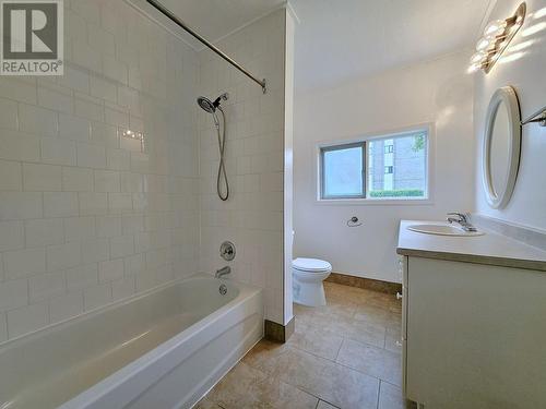 716 Alward Street, Prince George, BC - Indoor Photo Showing Bathroom