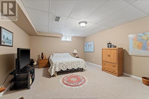 11 Jan'S, Kingsville, ON - Indoor Photo Showing Bedroom