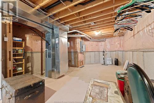 11 Jan'S, Kingsville, ON - Indoor Photo Showing Basement