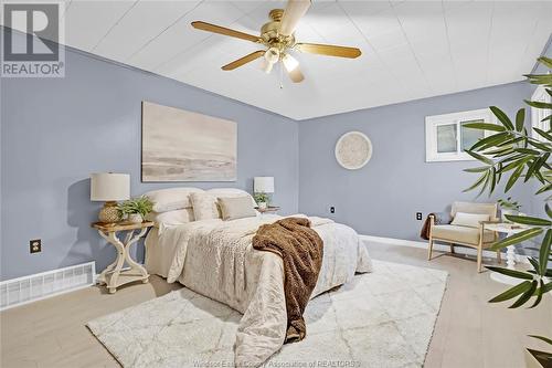 1156 California, Windsor, ON - Indoor Photo Showing Bedroom