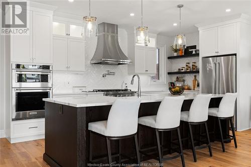 952 St. Jude Court, Windsor, ON - Indoor Photo Showing Kitchen With Upgraded Kitchen