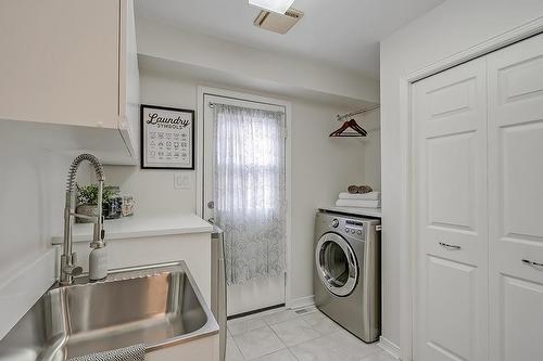 2099 Gordie Tapp Crescent, Burlington, ON - Indoor Photo Showing Laundry Room