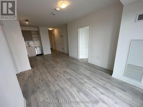 1906 - 4655 Metcalfe Avenue, Mississauga, ON - Indoor