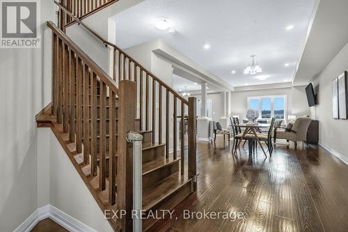 152 Cittadella Boulevard, Hamilton, ON - Indoor Photo Showing Other Room