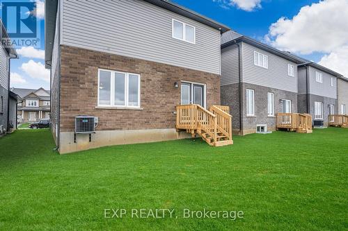 152 Cittadella Boulevard, Hamilton, ON - Outdoor With Exterior