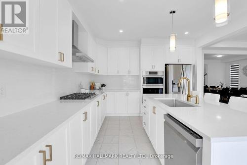 507 Filly Terrace, Ottawa, ON - Indoor Photo Showing Kitchen With Upgraded Kitchen