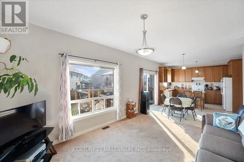 314 Wallace Street, Shelburne, ON - Indoor Photo Showing Living Room