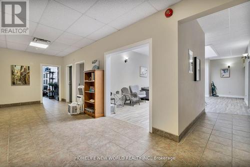 30 Dickson Street, Cambridge, ON - Indoor