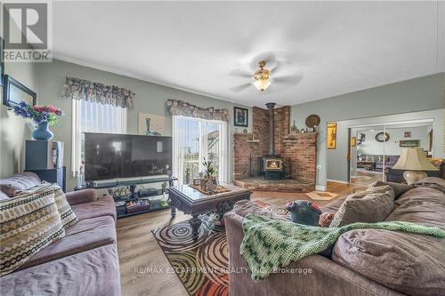 394 4Th Line, Haldimand, ON - Indoor Photo Showing Living Room With Fireplace