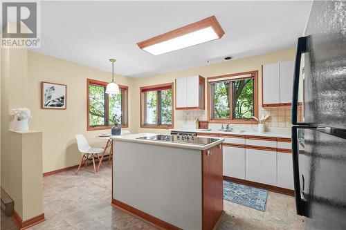 74 Indian Road, Sudbury, ON - Indoor Photo Showing Kitchen