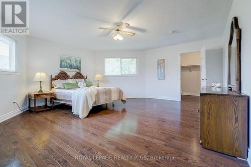 4494 Haydock Park Drive, Mississauga, ON - Indoor Photo Showing Bedroom