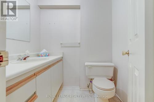4494 Haydock Park Drive, Mississauga, ON - Indoor Photo Showing Bathroom