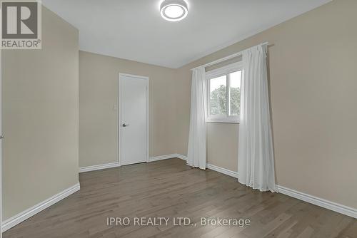 3424 Nighthawk Trail, Mississauga, ON - Indoor Photo Showing Other Room