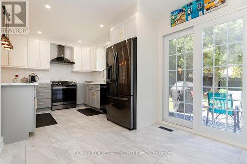 433 College Avenue, Orangeville, ON - Indoor Photo Showing Kitchen