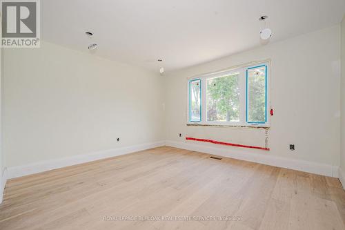 640 Dynes Road, Burlington, ON - Indoor Photo Showing Other Room