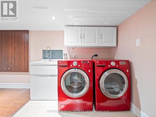 27 Spicebush Terrace, Brampton, ON - Indoor Photo Showing Laundry Room