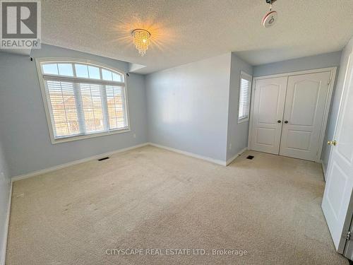 7 Attraction Drive, Brampton, ON - Indoor Photo Showing Other Room