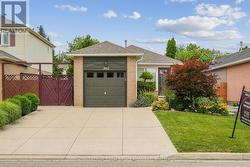 3162 CANTELON CRESCENT  Mississauga, ON L5N 3J8