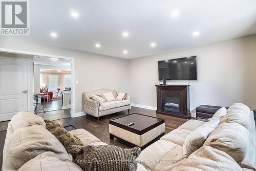 59 Kidd Crescent, New Tecumseth, ON - Indoor With Fireplace