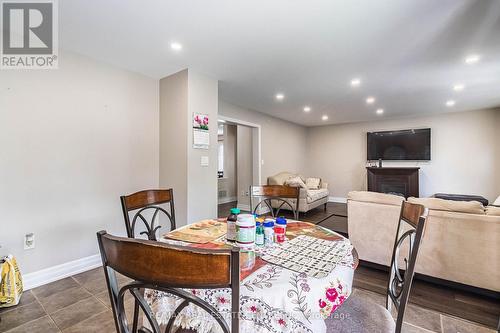 59 Kidd Crescent, New Tecumseth, ON - Indoor Photo Showing Dining Room