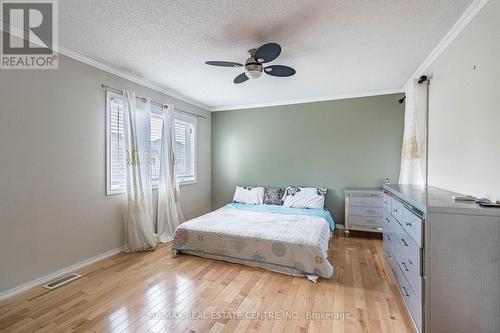 59 Kidd Crescent, New Tecumseth, ON - Indoor Photo Showing Bedroom