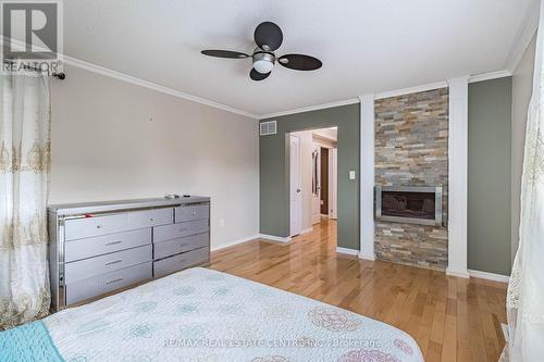 59 Kidd Crescent, New Tecumseth, ON - Indoor Photo Showing Bedroom