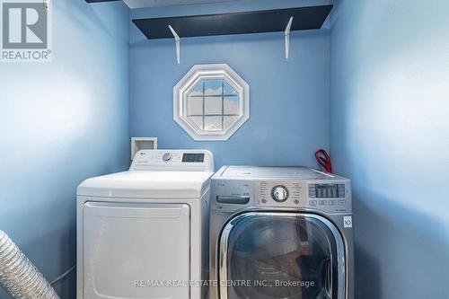 59 Kidd Crescent, New Tecumseth, ON - Indoor Photo Showing Laundry Room