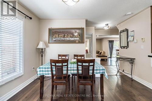 59 Kidd Crescent, New Tecumseth, ON - Indoor Photo Showing Dining Room