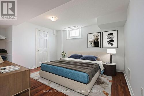 90 Copeland Crescent, Innisfil, ON - Indoor Photo Showing Bedroom