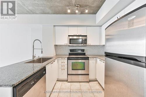 1108 - 22 Wellesley Street E, Toronto, ON - Indoor Photo Showing Kitchen With Upgraded Kitchen