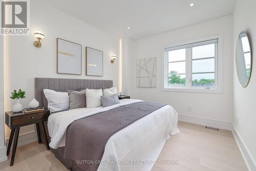 1204 Avenue Road, Toronto, ON - Indoor Photo Showing Bedroom