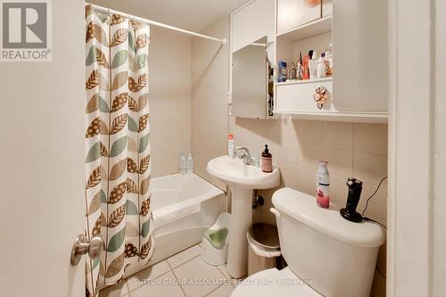 241 Pannahill Road, Toronto, ON - Indoor Photo Showing Bathroom