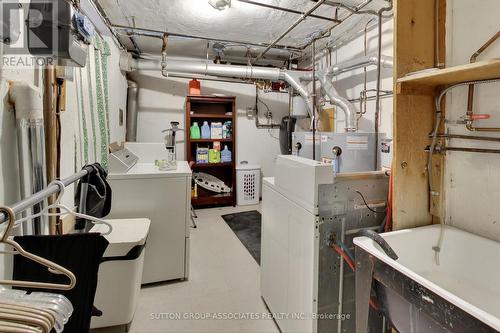 241 Pannahill Road, Toronto (Bathurst Manor), ON - Indoor Photo Showing Laundry Room