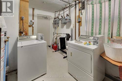 241 Pannahill Road, Toronto, ON - Indoor Photo Showing Laundry Room