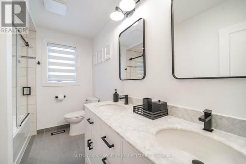 37 Marshall Street, Barrie, ON - Indoor Photo Showing Bathroom