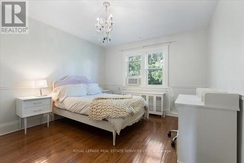 69 Duplex Avenue, Toronto, ON - Indoor Photo Showing Bedroom