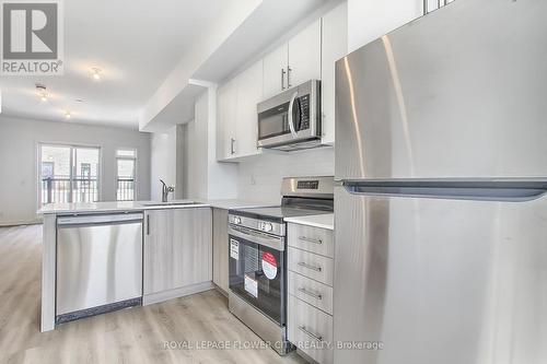 98 Bartley Drive, Toronto, ON - Indoor Photo Showing Kitchen With Stainless Steel Kitchen With Upgraded Kitchen