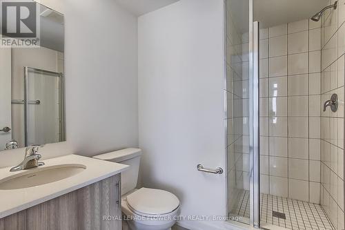 98 Bartley Drive, Toronto, ON - Indoor Photo Showing Bathroom