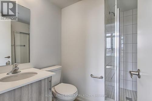 98 Bartley Drive, Toronto, ON - Indoor Photo Showing Bathroom