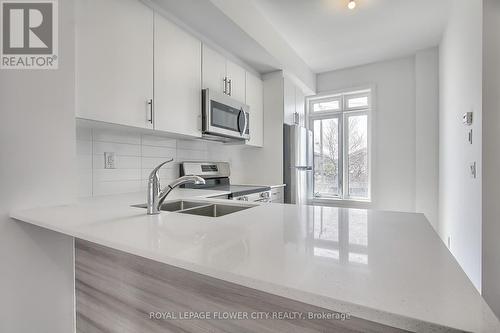 98 Bartley Drive, Toronto, ON - Indoor Photo Showing Kitchen With Double Sink With Upgraded Kitchen