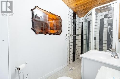 1706 Alexandra Street, Regina, SK -  Photo Showing Bathroom