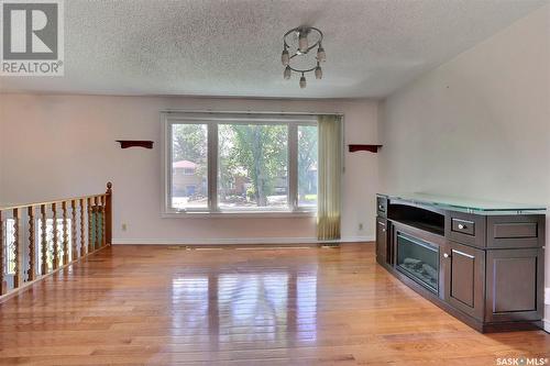 26 Hawkes Avenue, Regina, SK - Indoor Photo Showing Other Room