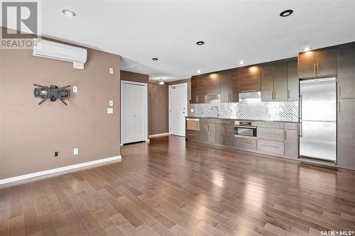 305 230 Slimmon Road, Saskatoon, SK - Indoor Photo Showing Kitchen With Upgraded Kitchen