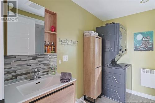 16 Hazelton Road, Doaktown, NB - Indoor Photo Showing Laundry Room