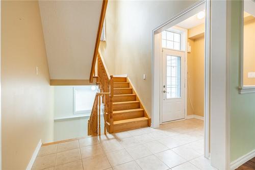 519 Wansbrough Way, Shelburne, ON - Indoor Photo Showing Other Room