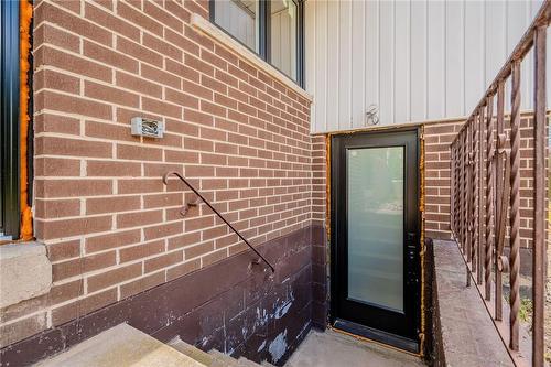 640 Dynes Road, Burlington, ON - Indoor Photo Showing Other Room